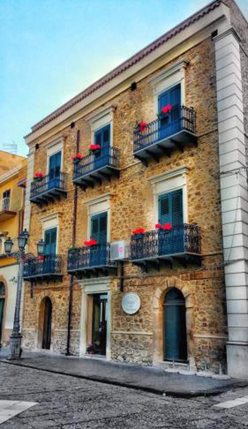 il portico dei normanni