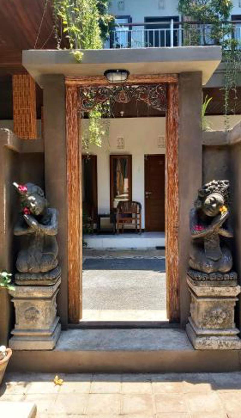 Genta House