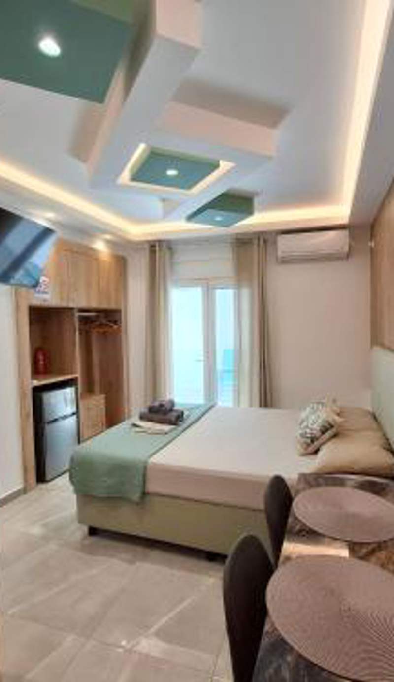 Luxury Semi Basement Apartment with Terrace