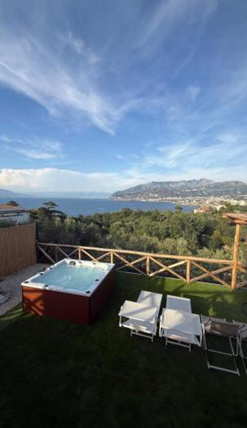 Maison Regina Giovanna - A Window to the Paradise