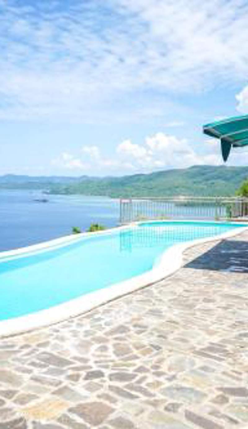 Theodor at Labuan Bajo