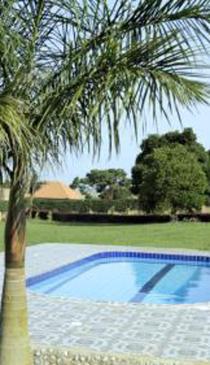 Kaz Breeze Gardens