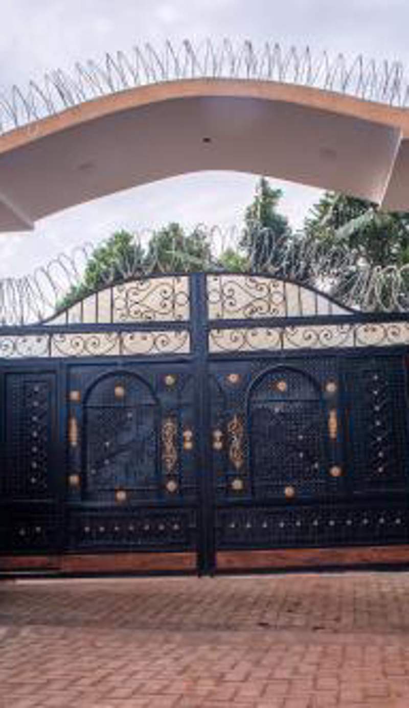 Gracieus Residences