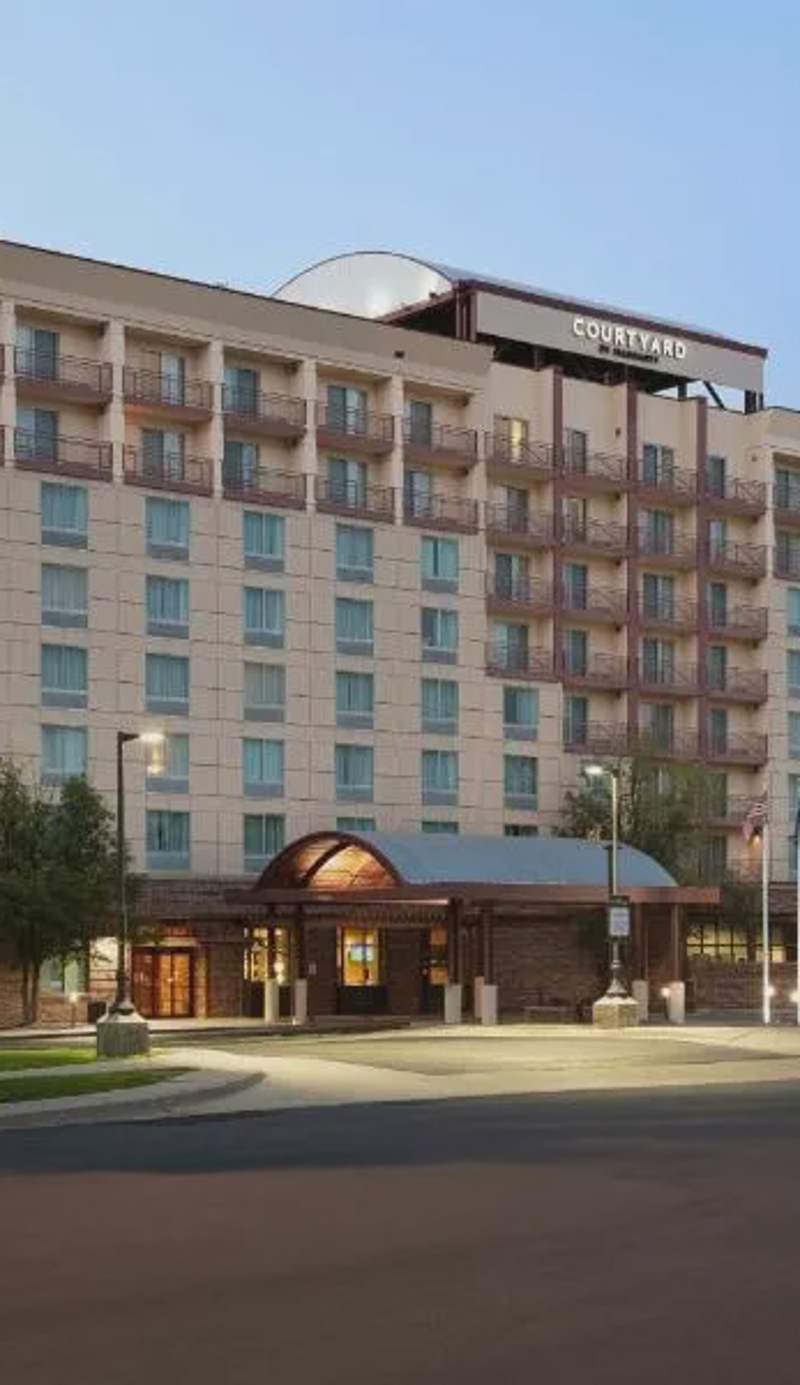 Courtyard by Marriott Denver Airport