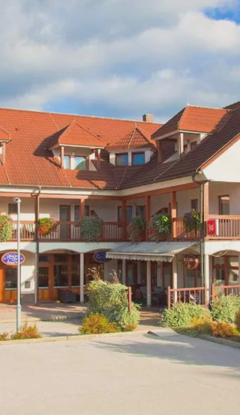 Garni Hotel Zvon