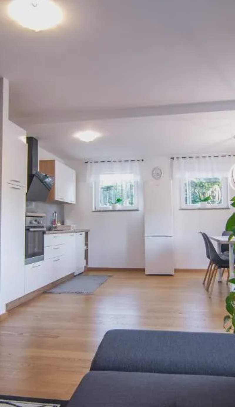 Apartma Tia