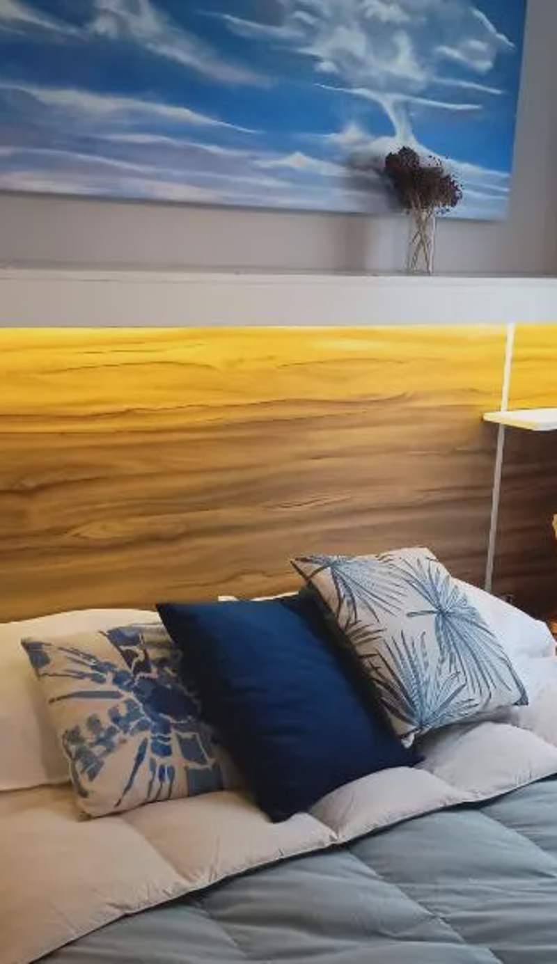 Depto céntrico excelente ubicación, con cochera, pileta y patio