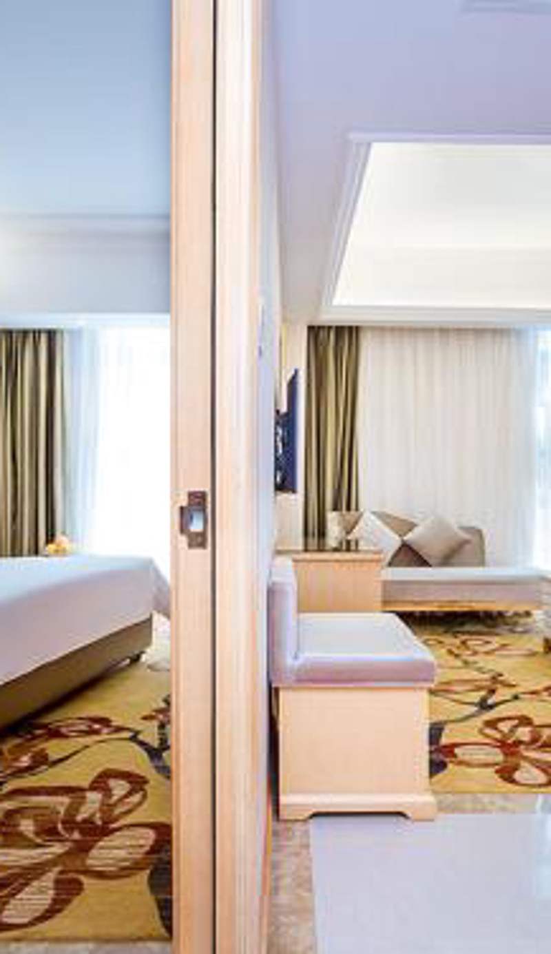 Vienna Hotel Whhan xingye road stone bridge subway station store