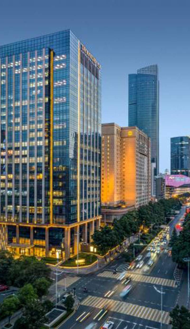 Shangri-La Wuhan, Interchange hub of three metro lines,Adjacent to the MixC