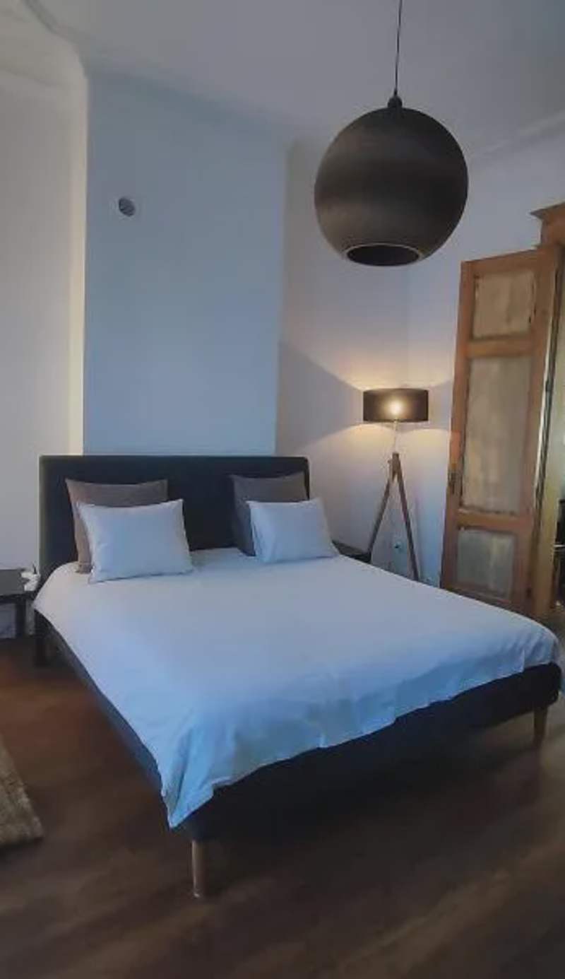 Le Liégeois - proche centre - Maison de maître
