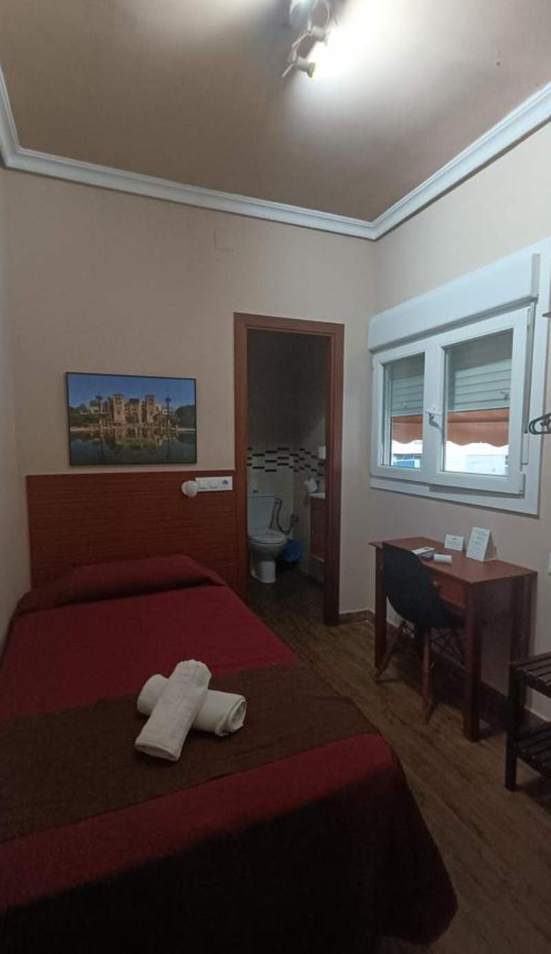 Hostal Alamare