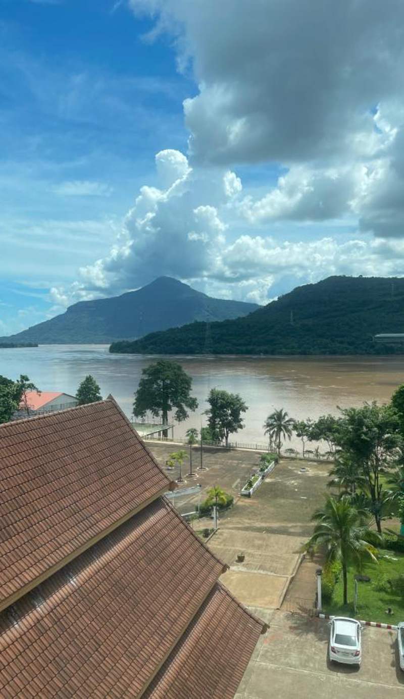 Arawan Riverside Hotel