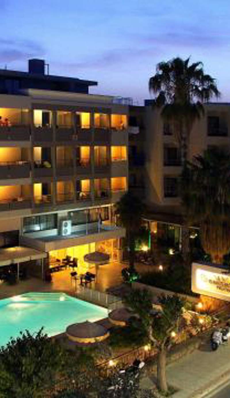 Saint Constantine Hotel