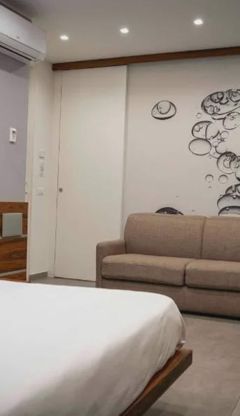 B&B Rakel Home