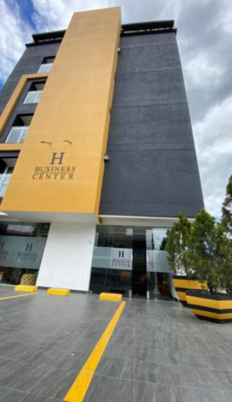 Hotel Business Center