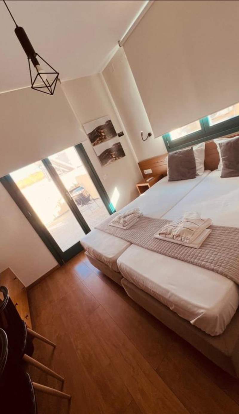 Ink Hotels Phos