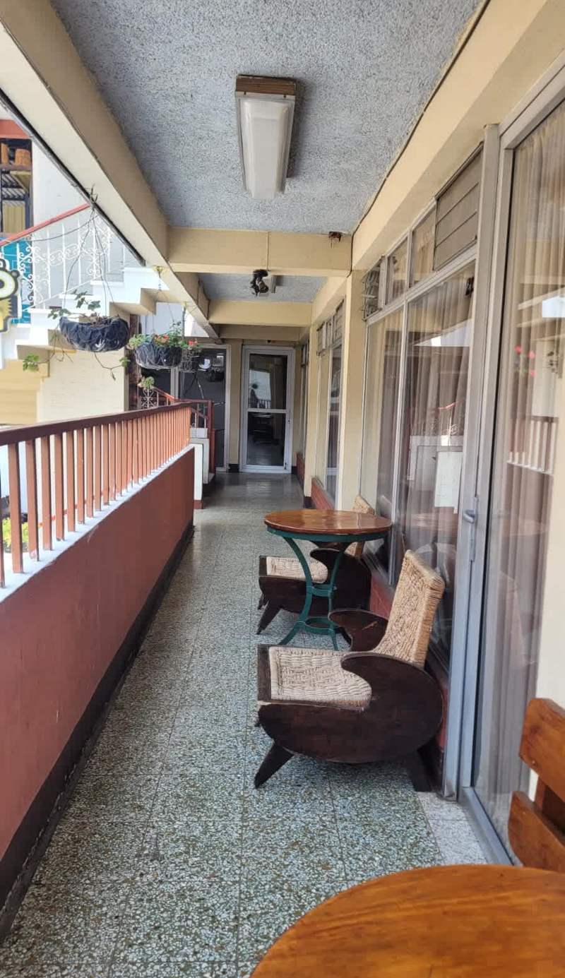 Royal Palace Hostal