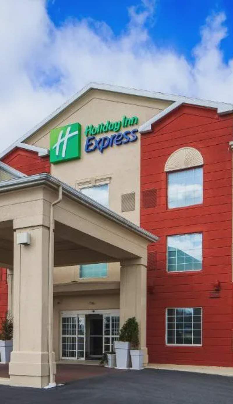 Holiday Inn Express Hotel & Suites Reading by IHG