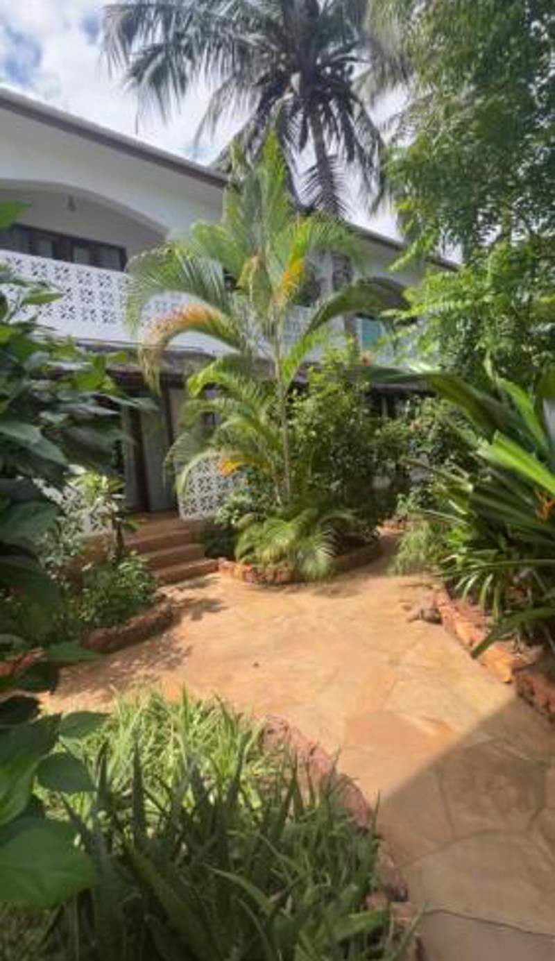 Siri Beach Lodge