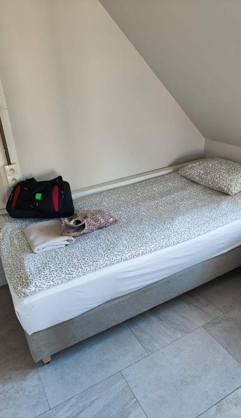 Five Point Hostel & Apartments