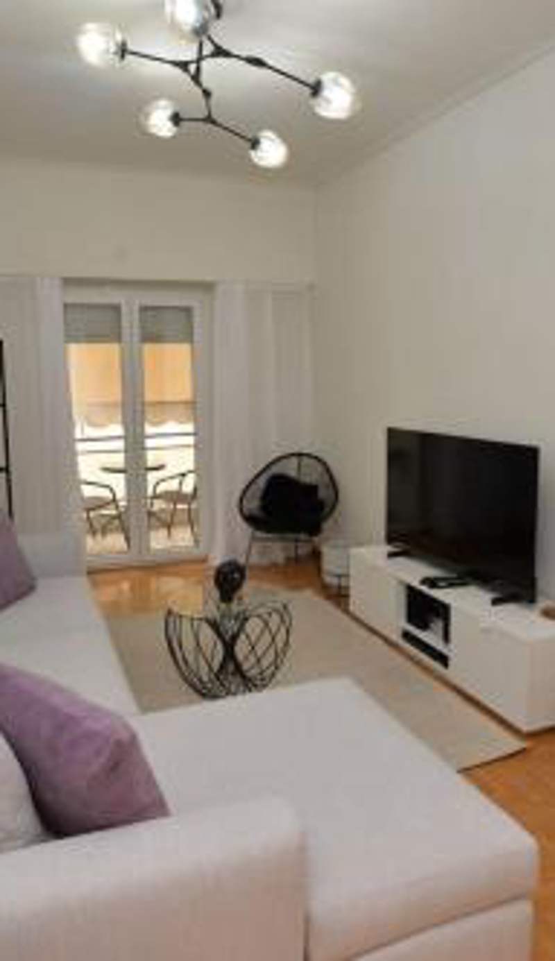 Zen Oasis Apartment