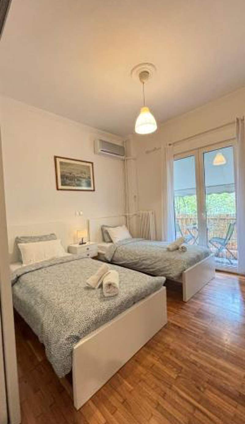 Fionas apartment in Athens