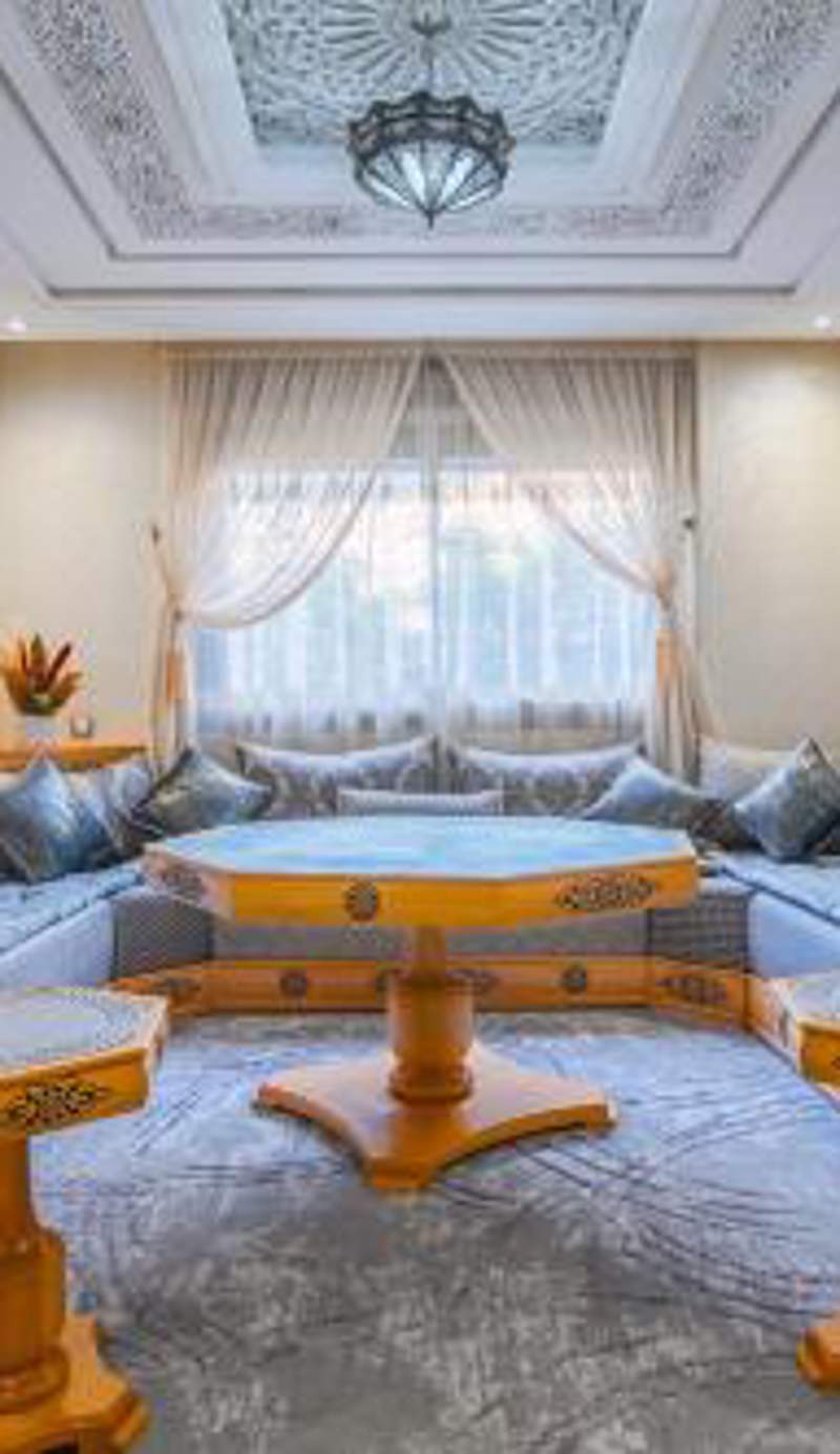 Luxury Apartment 102sqm with Beach front, AC and Unlimited Wi-Fi