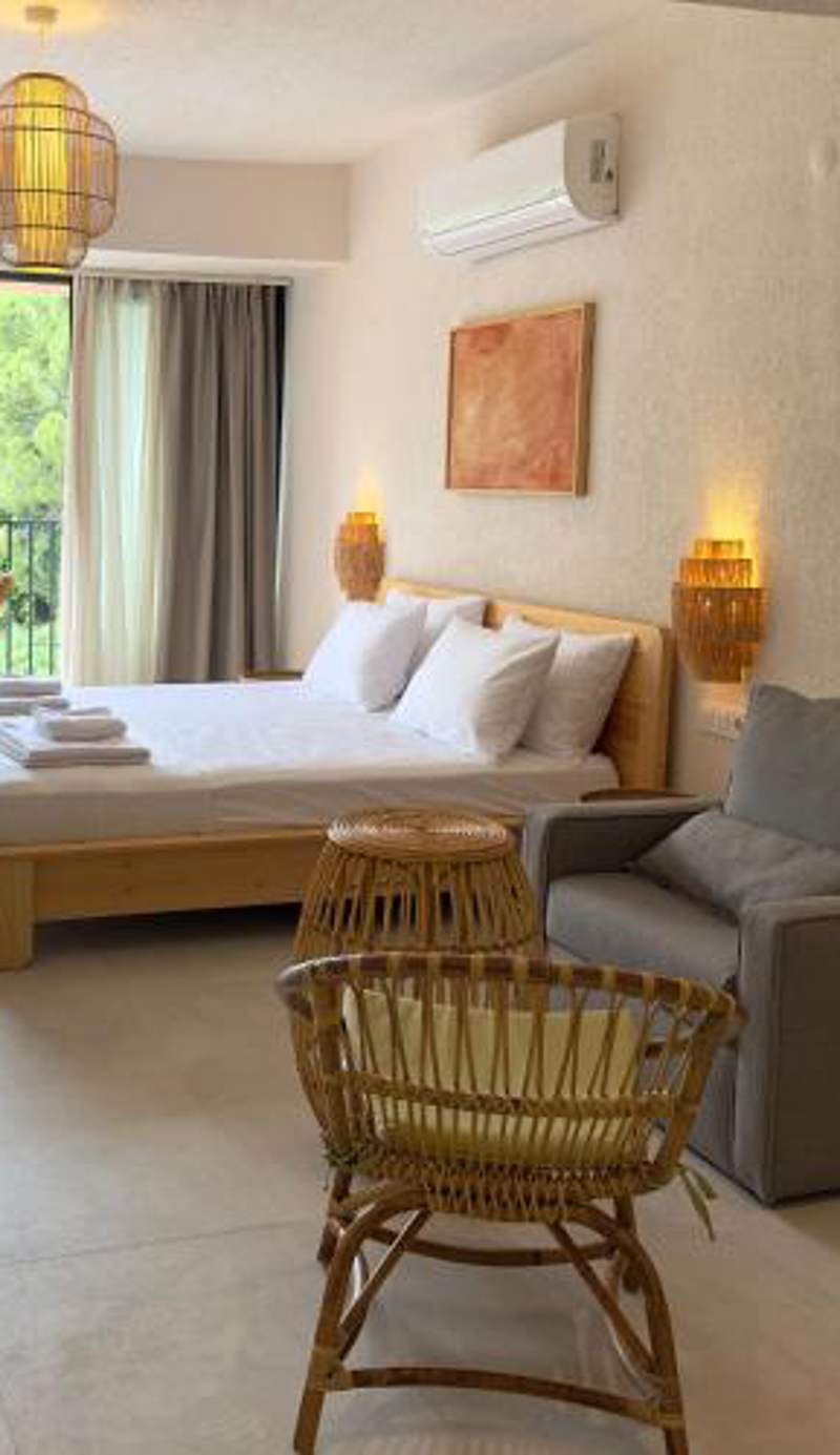 Rue Rooms