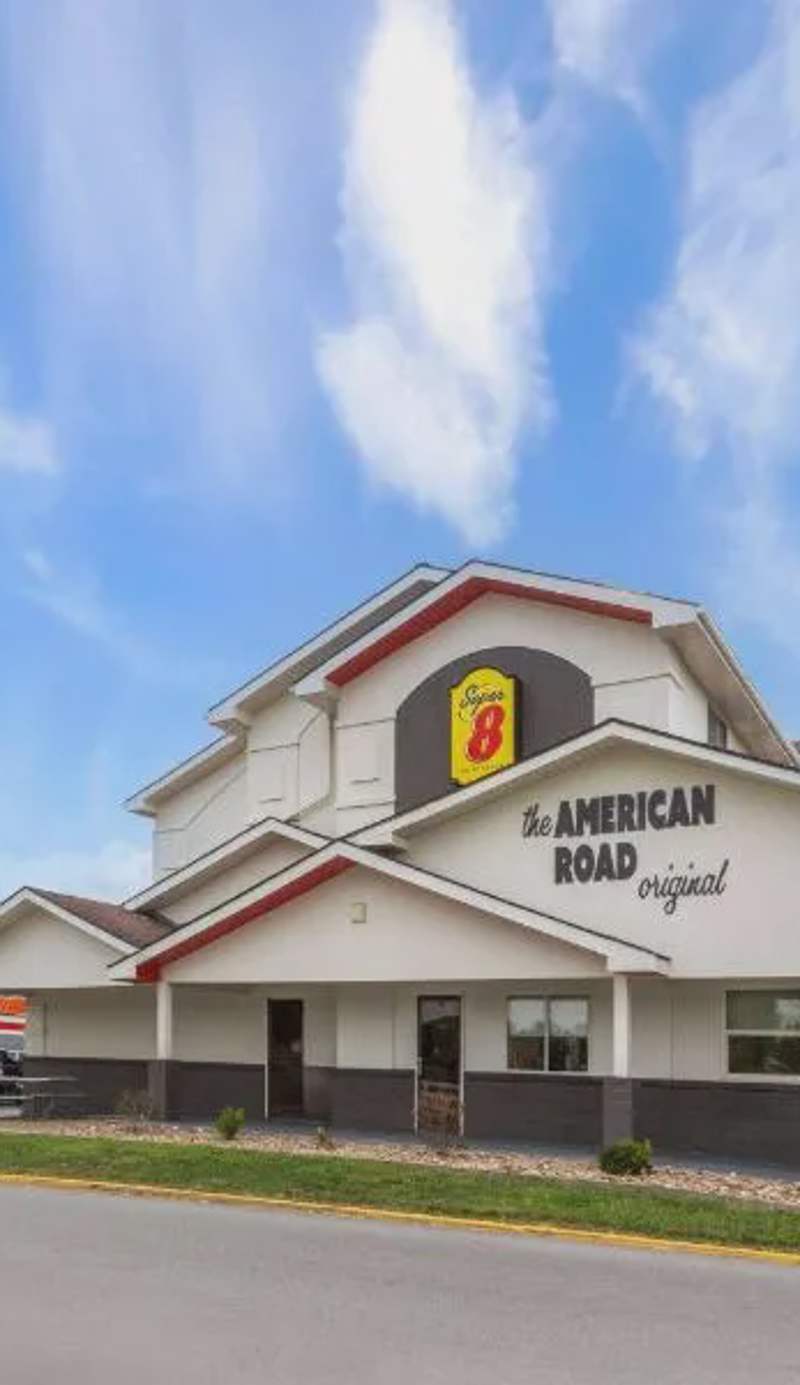 Super 8 by Wyndham Summersville - New River National Park