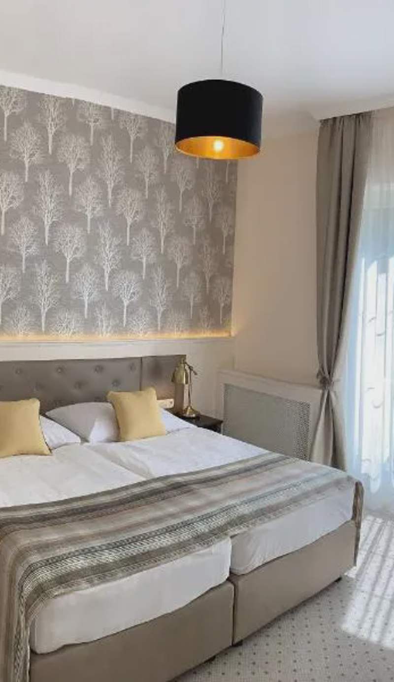 Villa Medici Hotel & Restaurant