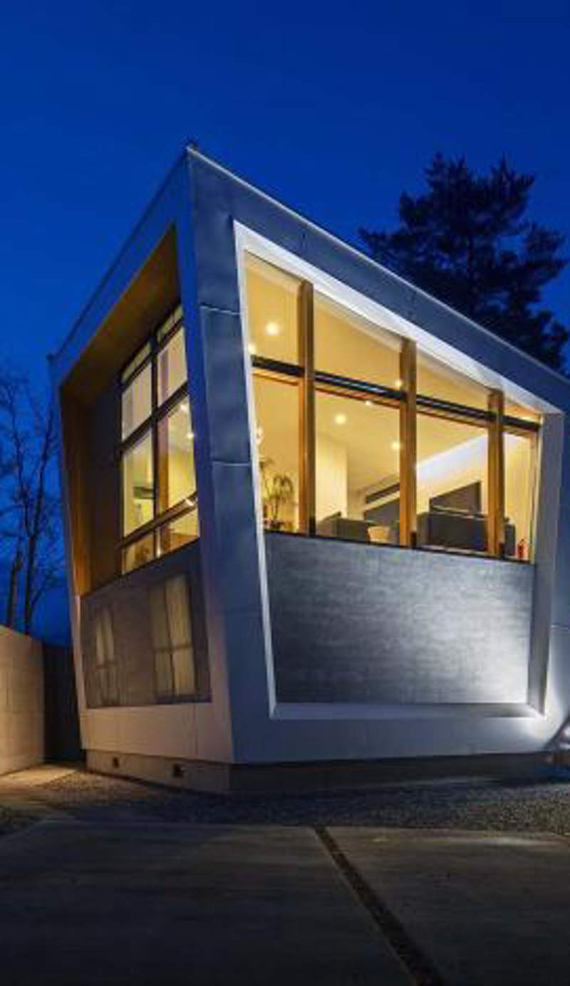 Alpinarc Chalet by Hakuba White Fox Company