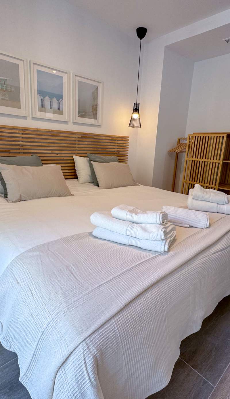 ZUR Boutique Hostel
