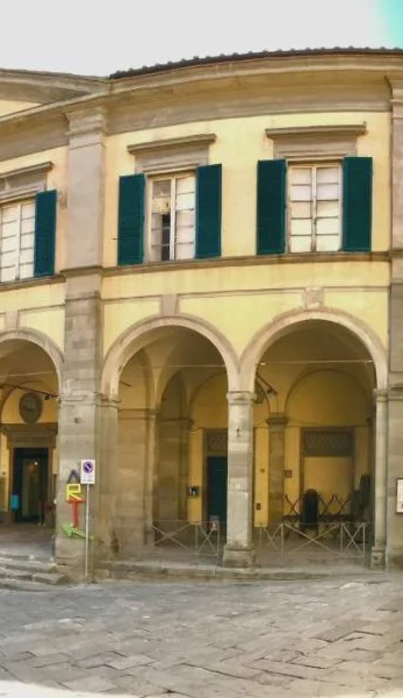 SIGNORELLI HOUSE