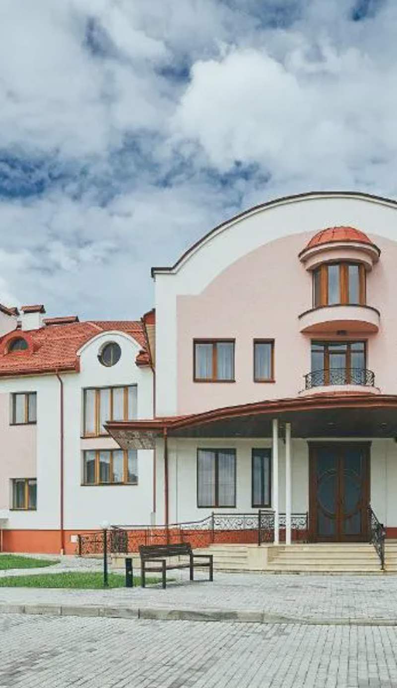 Hotel Patriarshyi