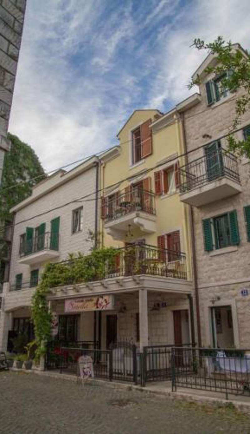 Apartmani Skver Sanja
