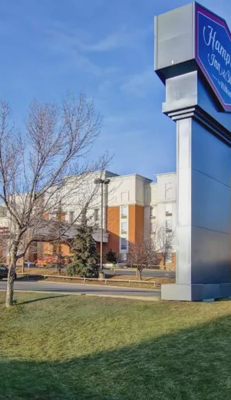 Hampton Inn & Suites by Hilton Calgary-Airport