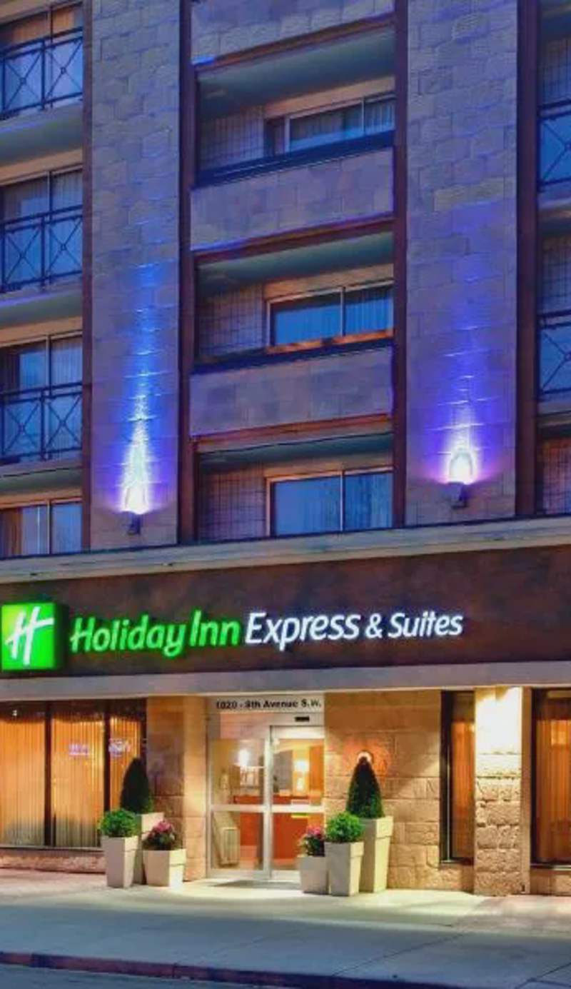 Holiday Inn Express and Suites Calgary by IHG