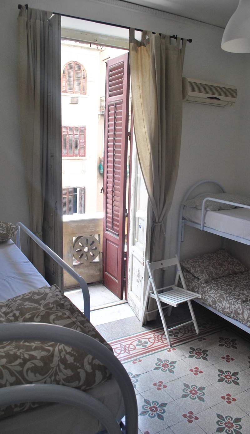 Sunrise Hostel & Rooms