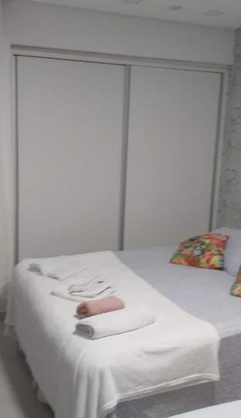 QUARTO TRIPLO - AMPLO E CONFORTAVEL-PERTO DO CENTRO DE CONVENÇÕES-FENEARTE-RECIFE-Pe