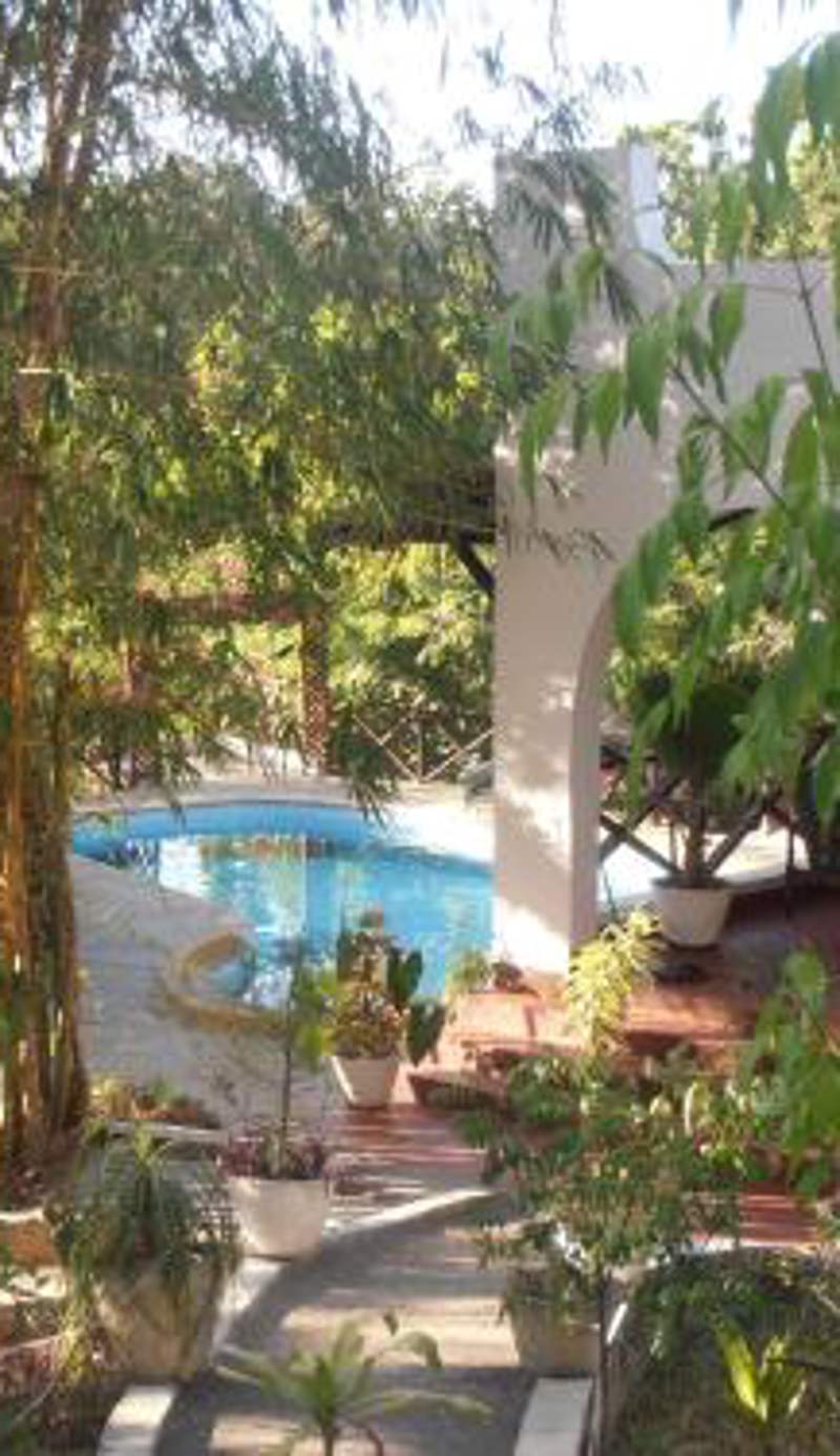 Sunset Villa's Tropical Garden House