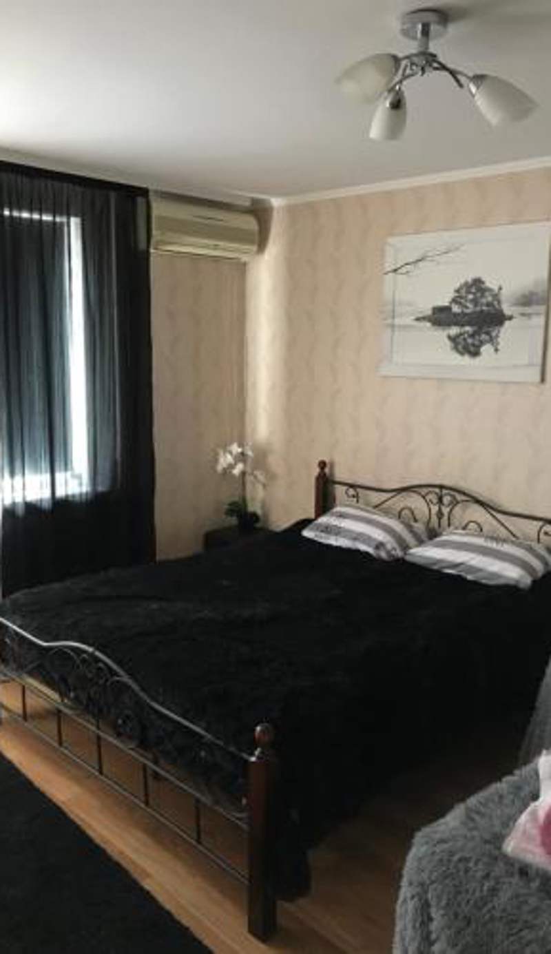 Apartment Machtovaya 20
