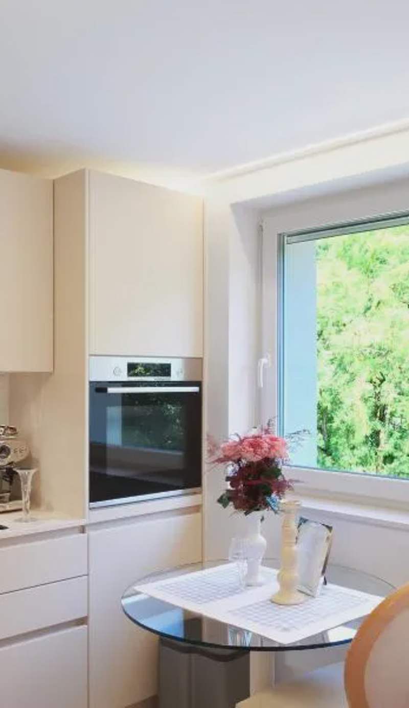 Pinia City Centre Modern Studio with Shared Bathroom