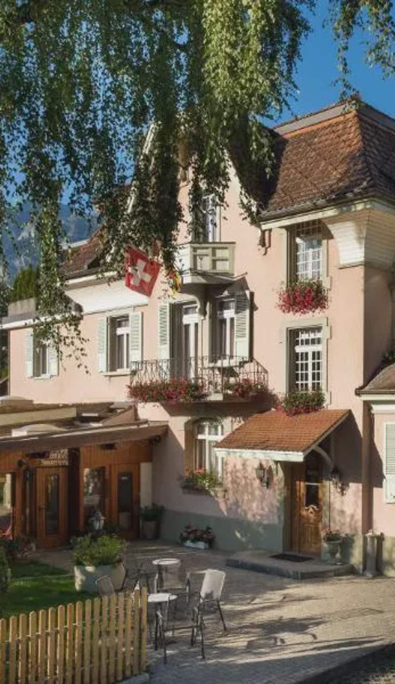 Swiss Inn & Apartments