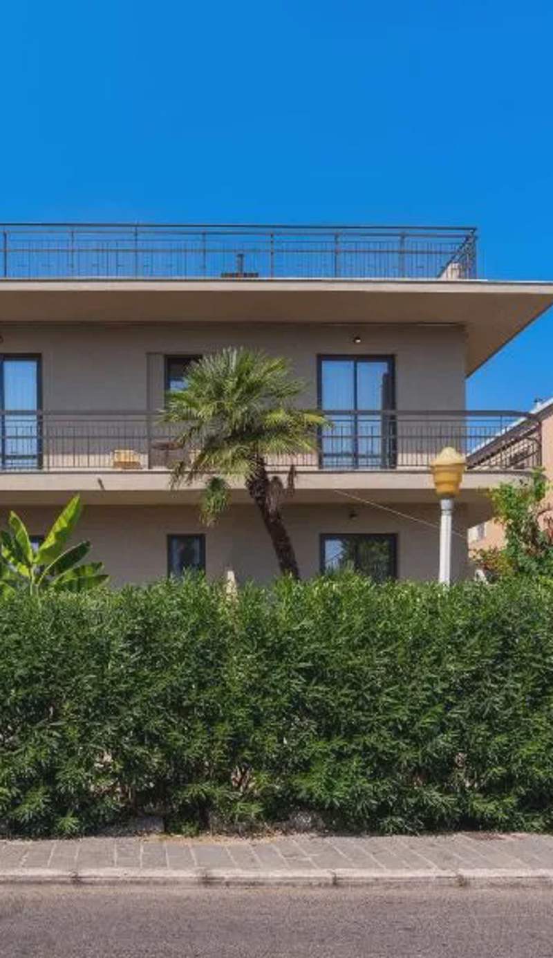 Mariette Rhodes Urban Suites
