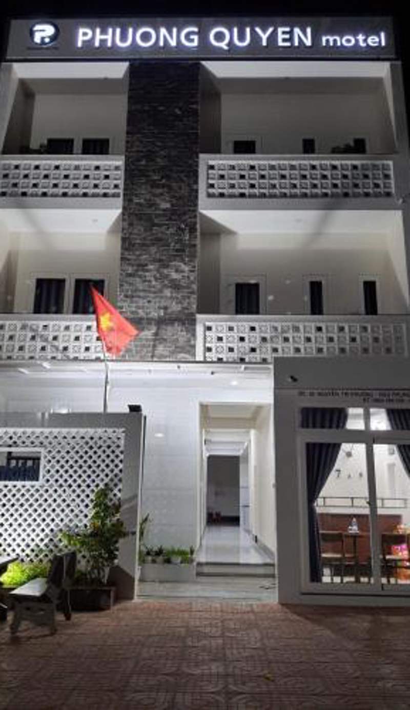PHUONG QUYEN hotel
