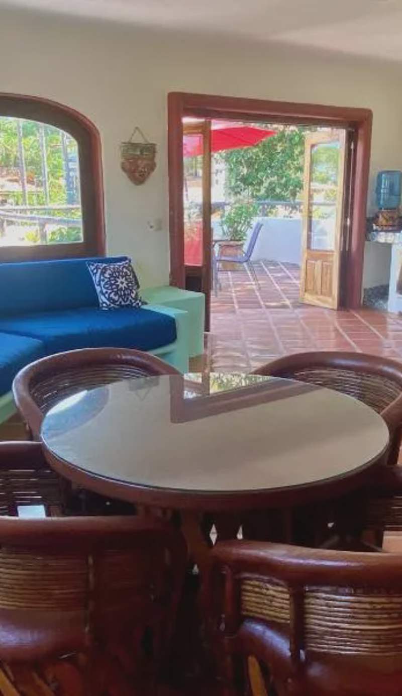 Estrella - Casa MoJo's airy 2BR, kitchen, pool