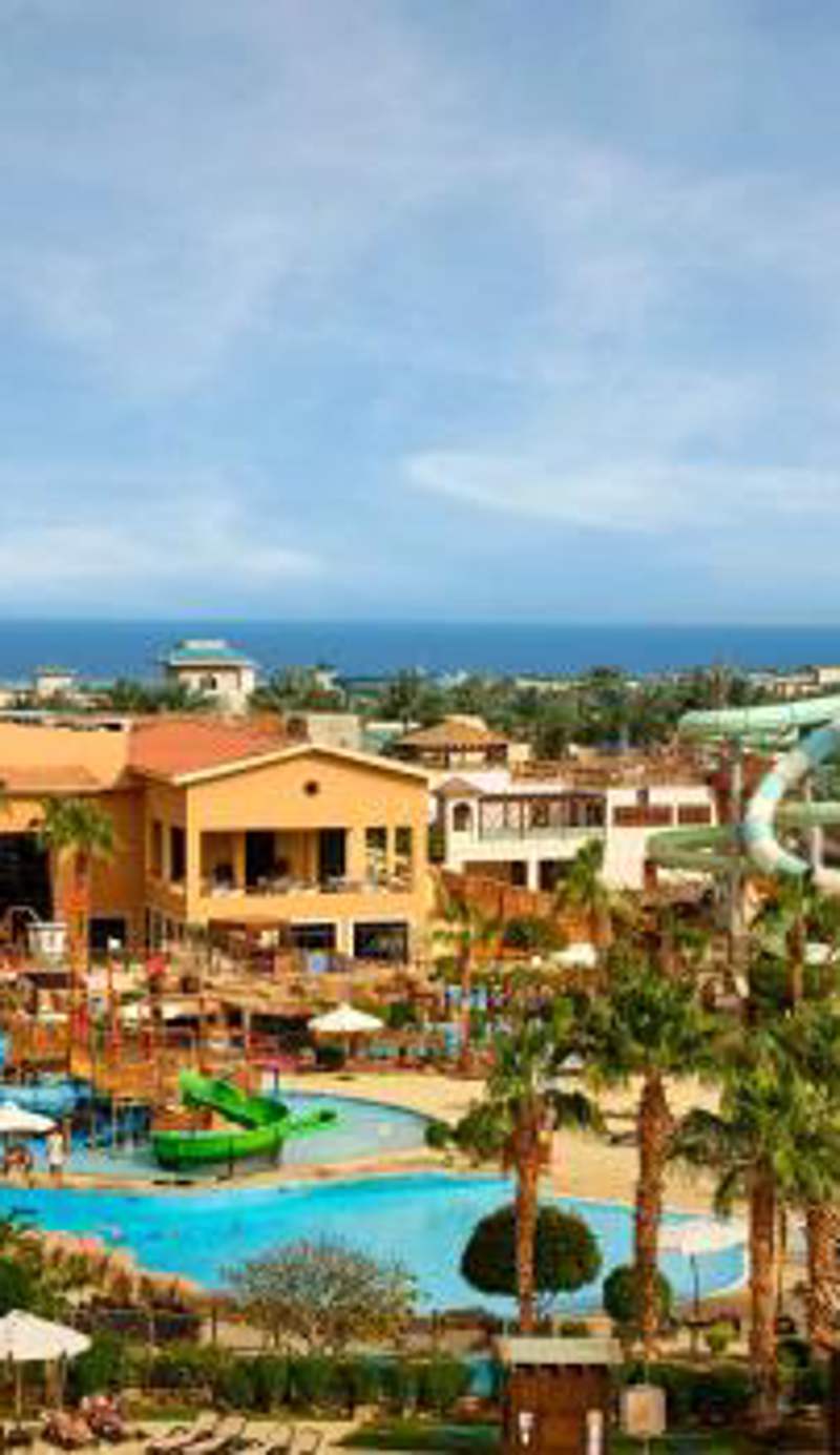 Coral Sea Aqua Club Resort