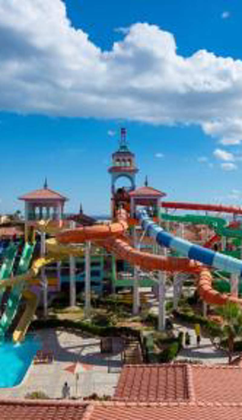 Charmillion Gardens Aquapark