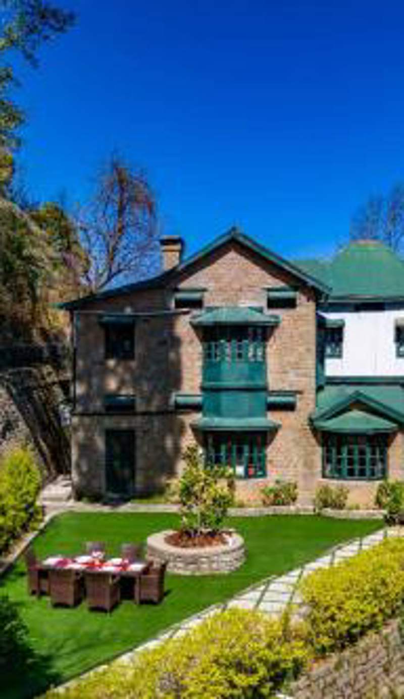 StayVista at Padam Hill 3BR Pet Friendly Villa with Lawn at Kasauli