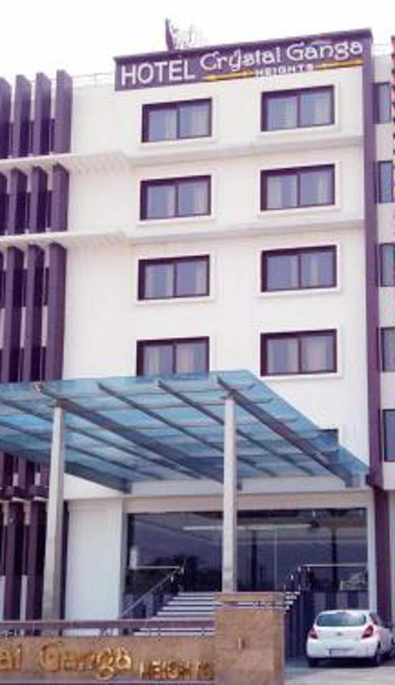 Hotel Crystal Ganga Heights 5 Min from Har Ki Pauri